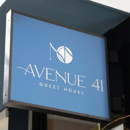 Avenue 41 Πανσιόν 3*