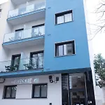 Avenue 41 3*