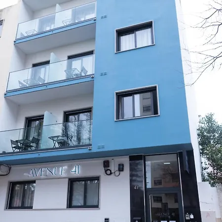 Avenue 41 *